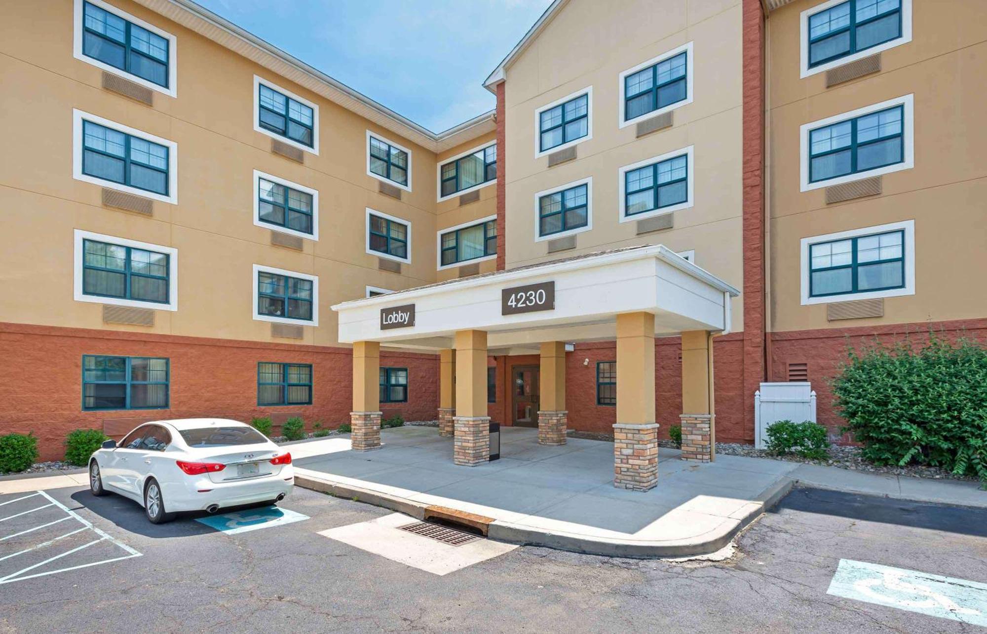 Extended Stay America Suites - Princeton - South Brunswick South Brunswick Terrace Buitenkant foto